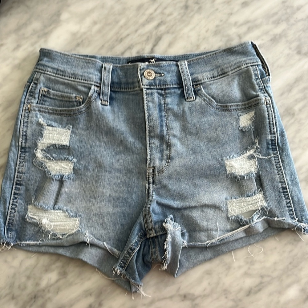 Hollister 3” High Rise Soft Stretch Shorts Excellent CLEAN Condition Size 27 (5)